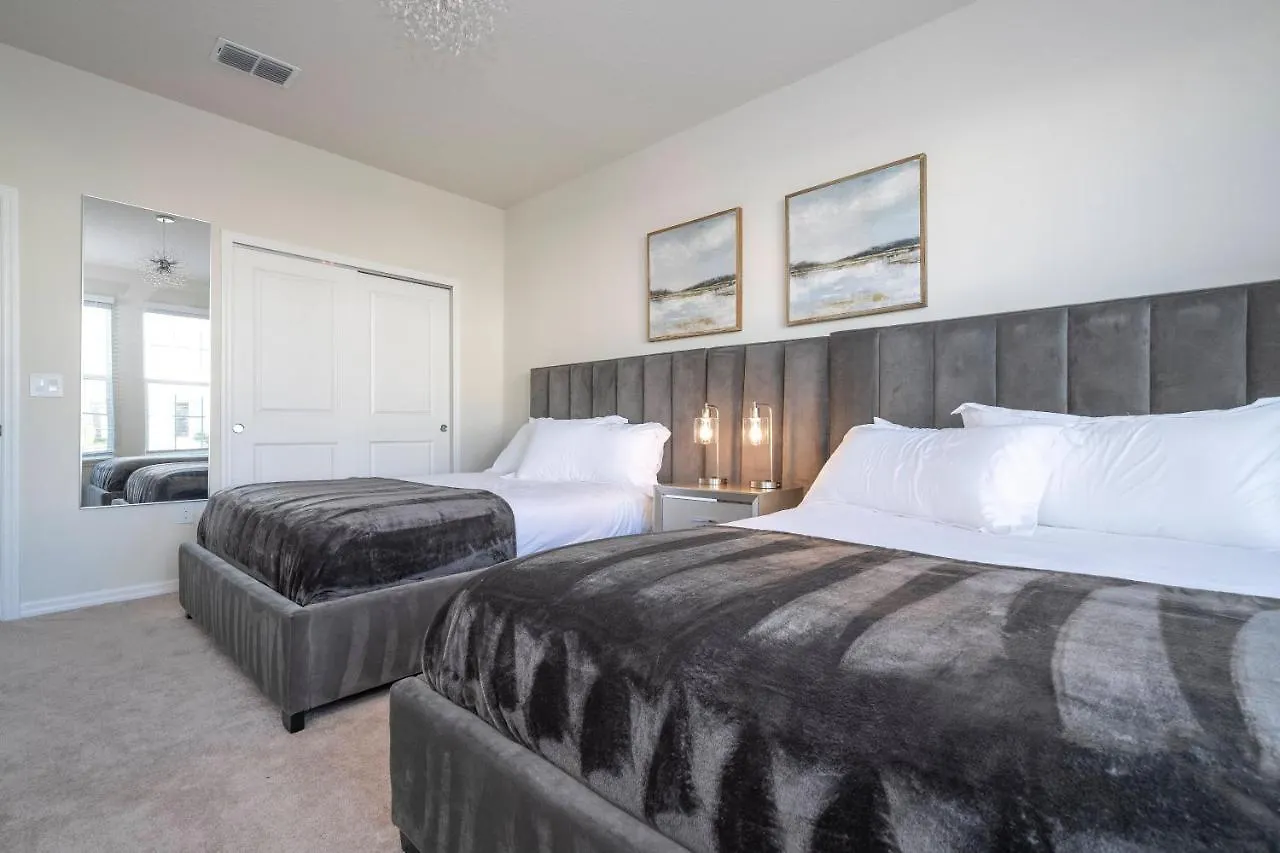 10 Bed Marvelous Villa - Free Resort Access 4109 Davenport
